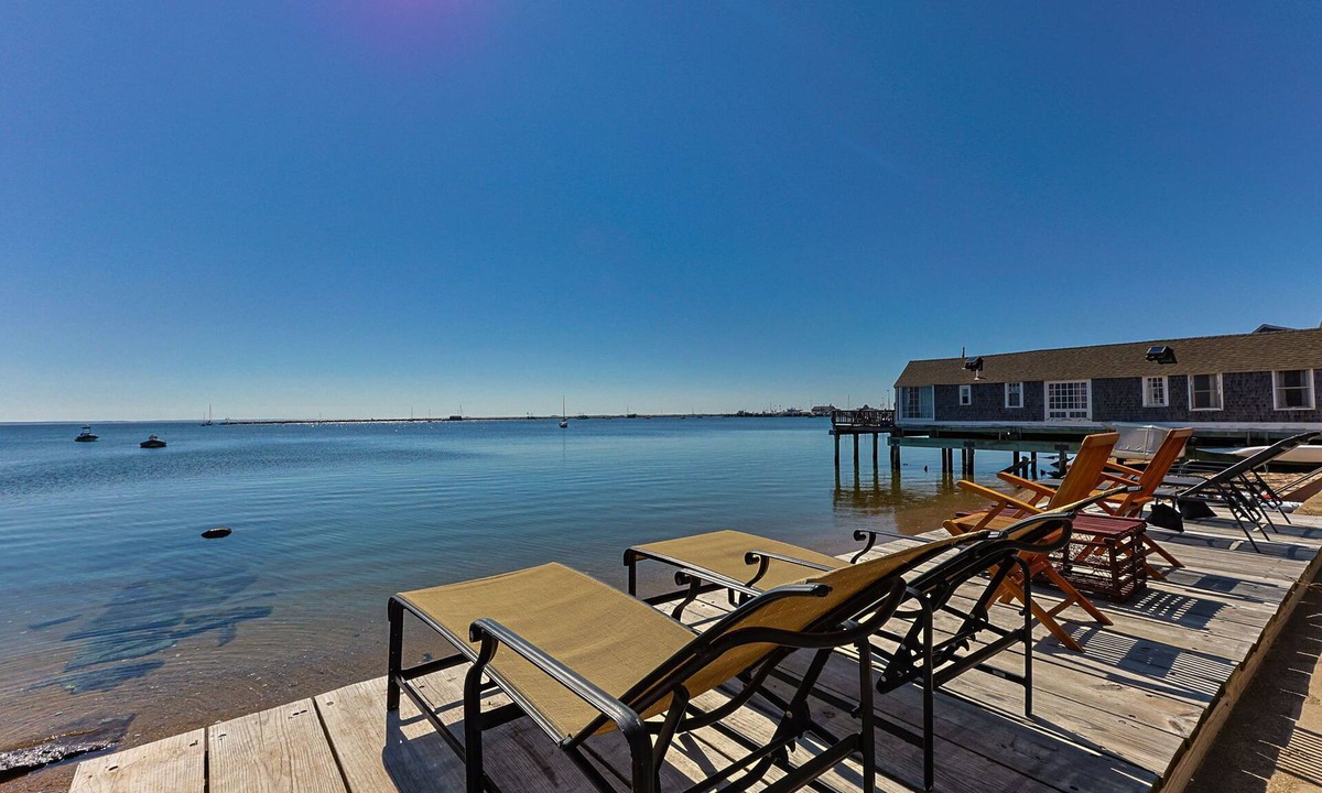 Commercial Street Apartment | Waterfront 1BR/Beach Access + Sun Deck