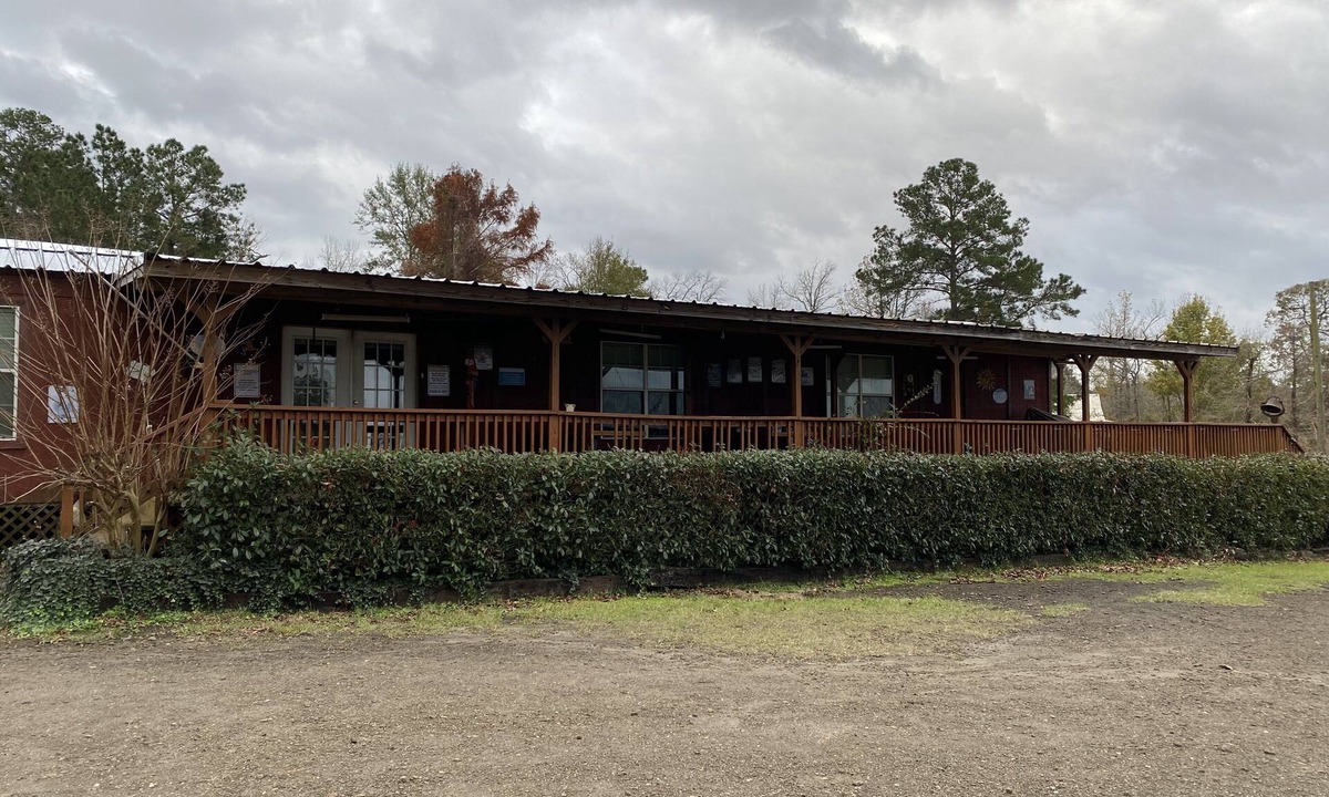 Anacoco House | Waterfront 2 bedroom home- South Toledo Bend