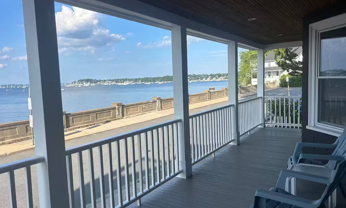Salem Apartment | Waterfront 2 Bedroom Unit