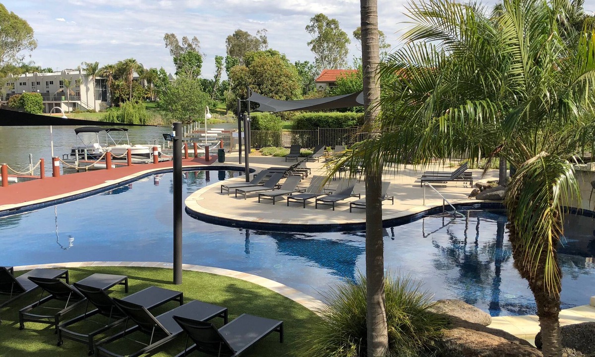 Mulwala Apartment | Waterfront 37 Luxury on Lake Mulwala