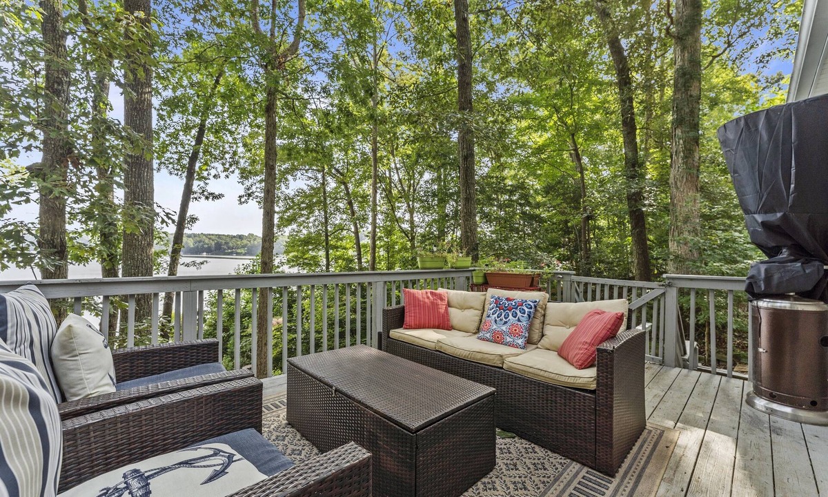 Heathsville House | Waterfront 3BR/3BA Getaway: Beach, Dock, Firepit! AMAZING Sweeping VIEWS!