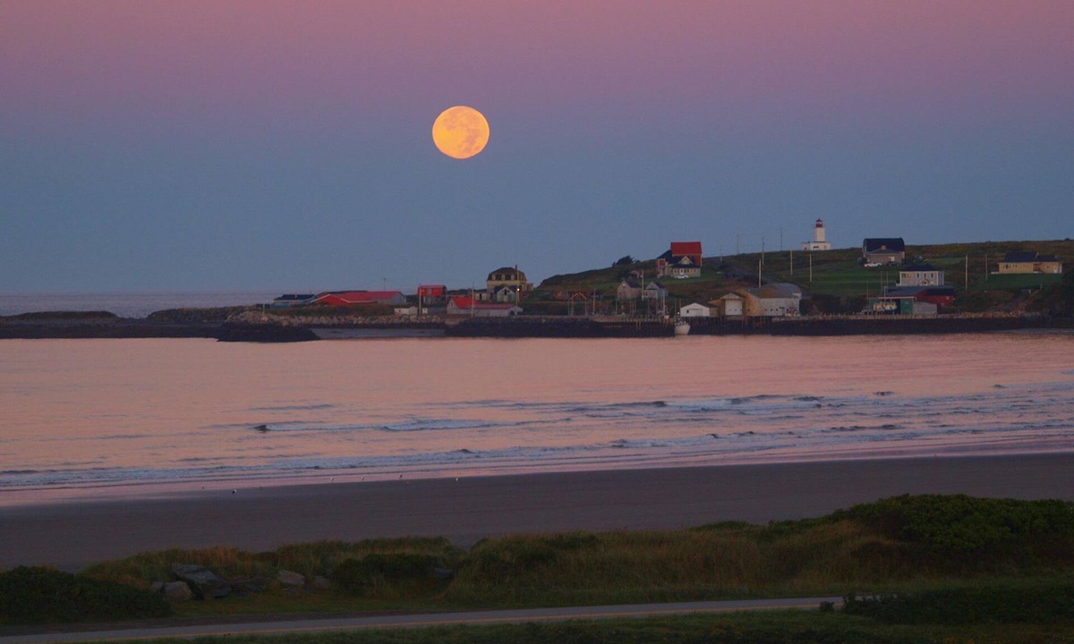 Cape Saint Marys House | Waterfront Acadian Home on Mavillette Beach at Cape St. Marys