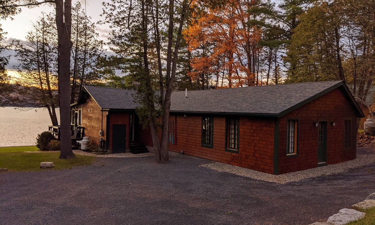 Willsboro House | Waterfront Adirondack Camp on Willsboro Bay - Dock, Kayaks, Fireplace