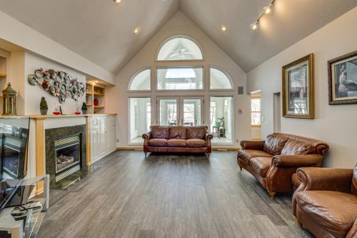 Alexandria House | Waterfront Alexandria Gem: Family & Group Friendly