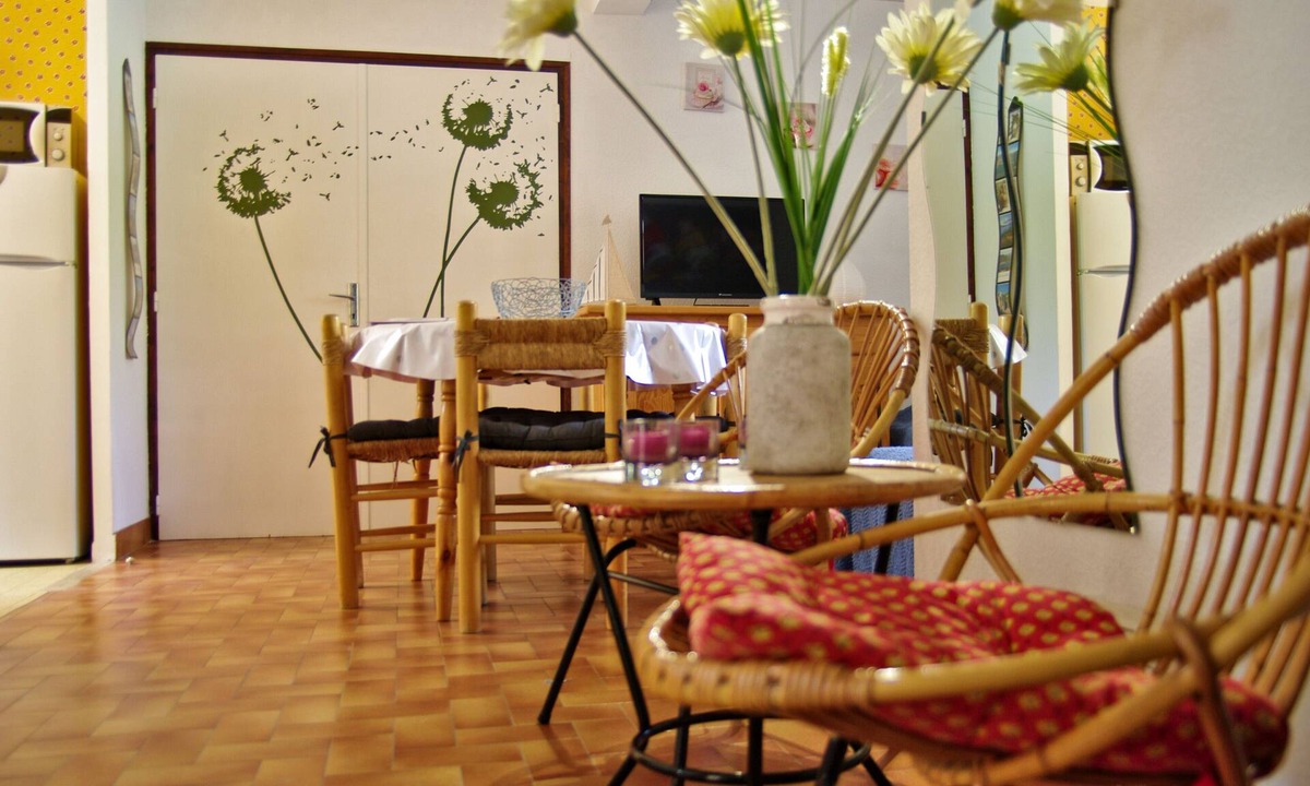 Savines-le-Lac Apartment | Waterfront apartment. 20 m from the beach.