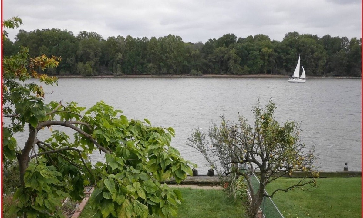 Bristol Apartment | Waterfront Apt #3: Historic Bristol