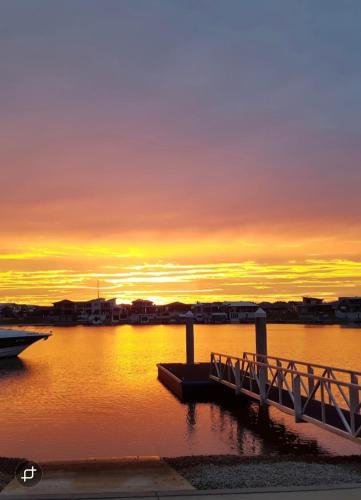 Port Macquarie Villa | Waterfront-Bay View