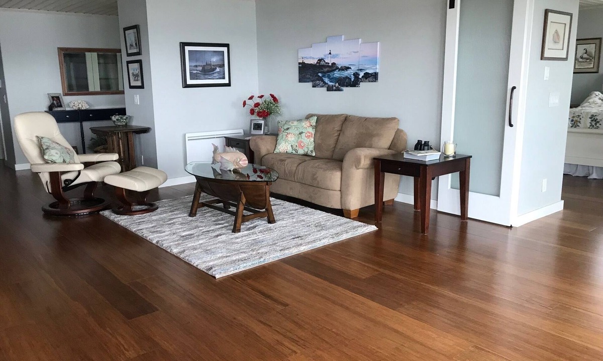 Vashon Island House | Waterfront Beach House