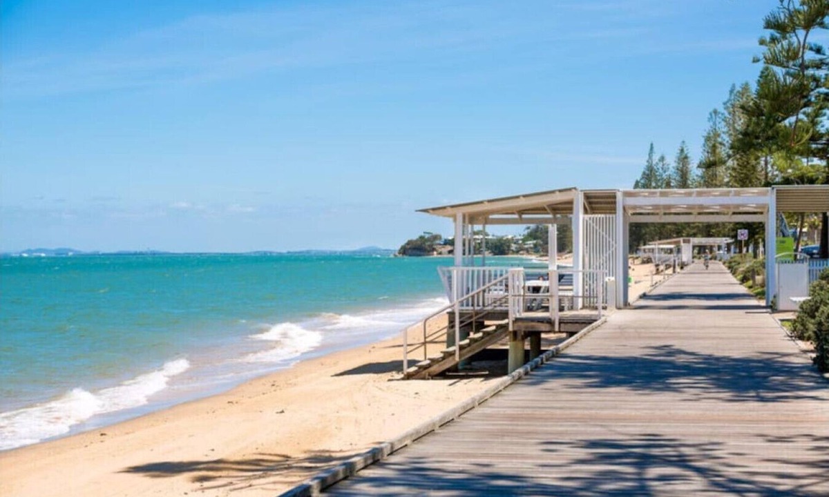 Margate Apartment | Waterfront Bliss in Margate