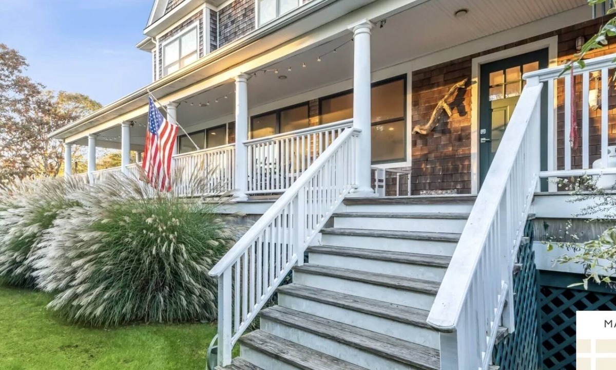 Center Moriches House | Waterfront Boho Beach House, a stone's throw from the Hamptons!n