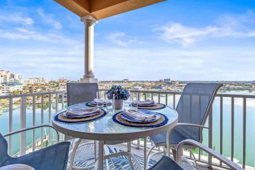 Clearwater Beach House | Waterfront Breeze Condo