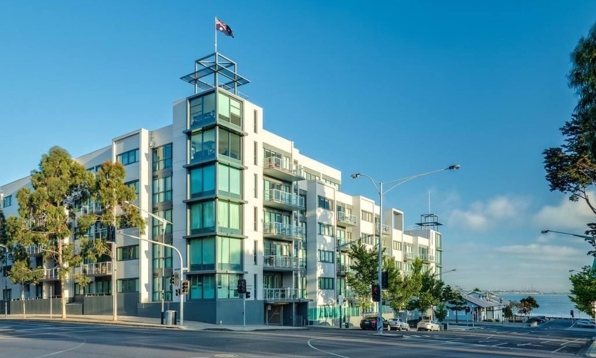 Geelong Apartment | Waterfront By Gold Star Stays