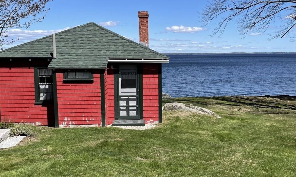 North Sebago Cabin | WATERFRONT CABIN SEBAGO LAKE
