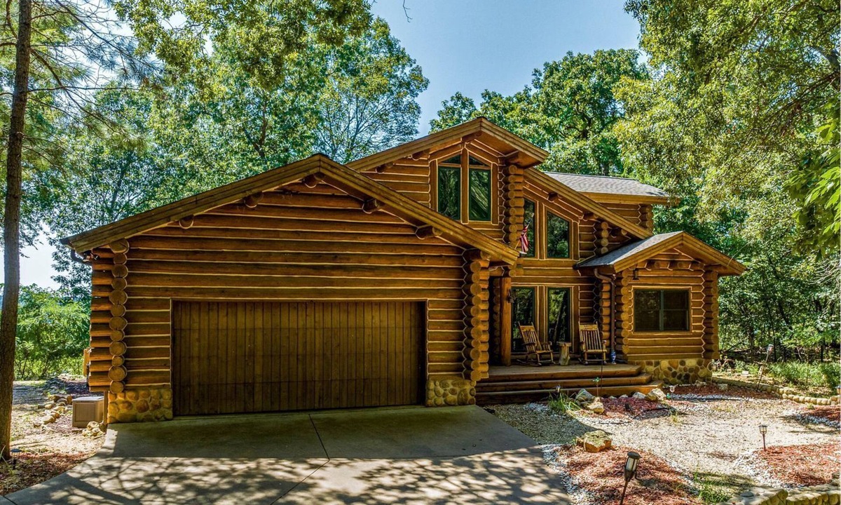 Mayes County Cabin | Waterfront Cabin with Barbecue in Langley, Oklahoma
