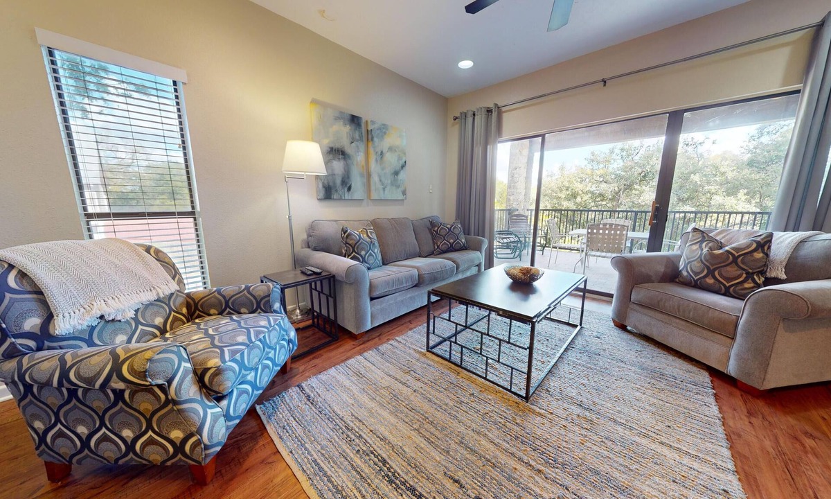 New Braunfels Condo | Waterfront Comal River Condo: Camp Warnecke C218 : Free Tubes with Rental!