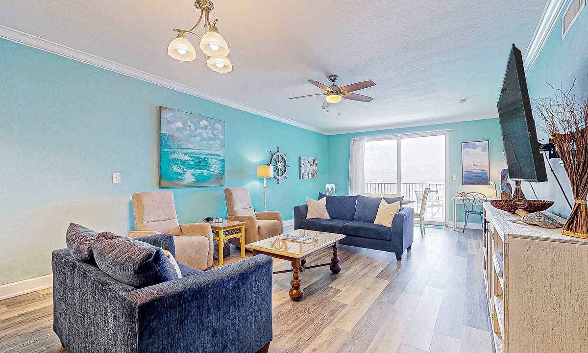 Ono Island Condo | Waterfront condo with beach access, pools, balcony, central AC, & W&D