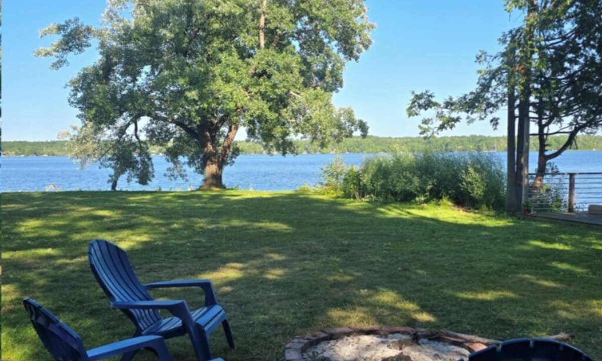 Buckhorn Cottage | Waterfront Cottage - Lake and Loon- Family Friendly Accessible
