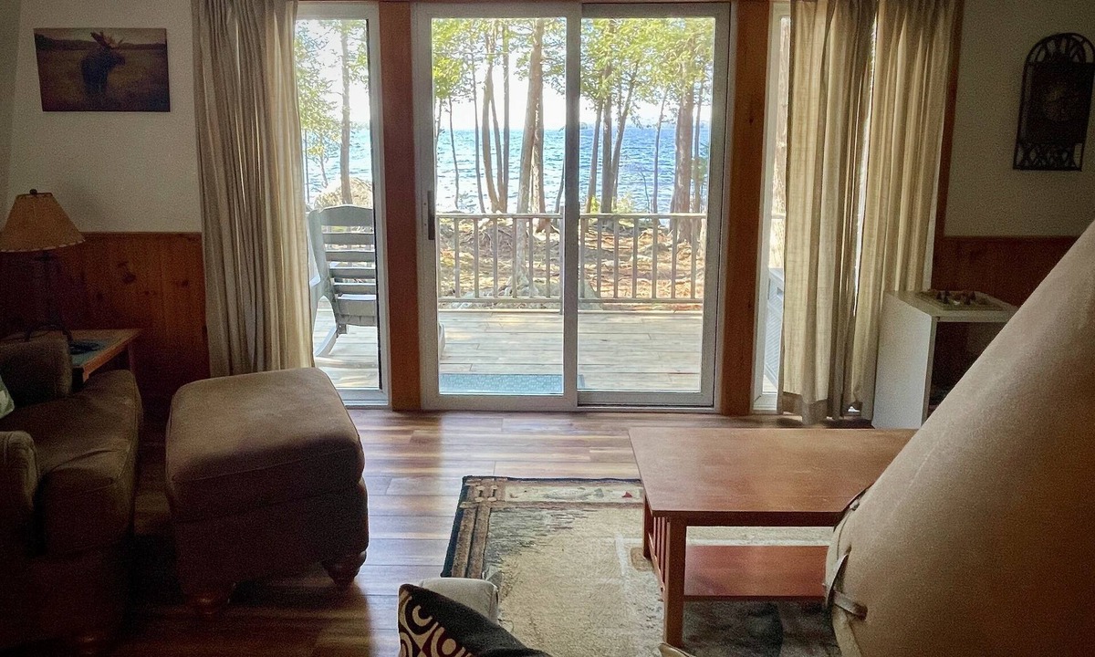 Beaver Cove House | Waterfront Cottage Moosehead Lake