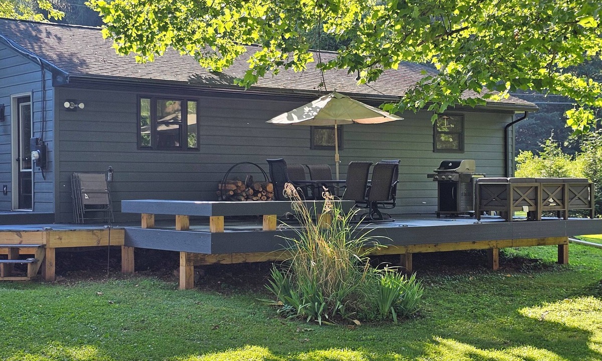 Farrandsville Cottage | Waterfront Cottage on Big Pine Creek