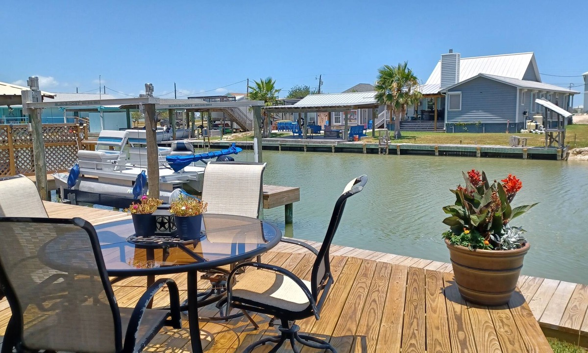 Rockport House | Waterfront cottage on a canal with dock!