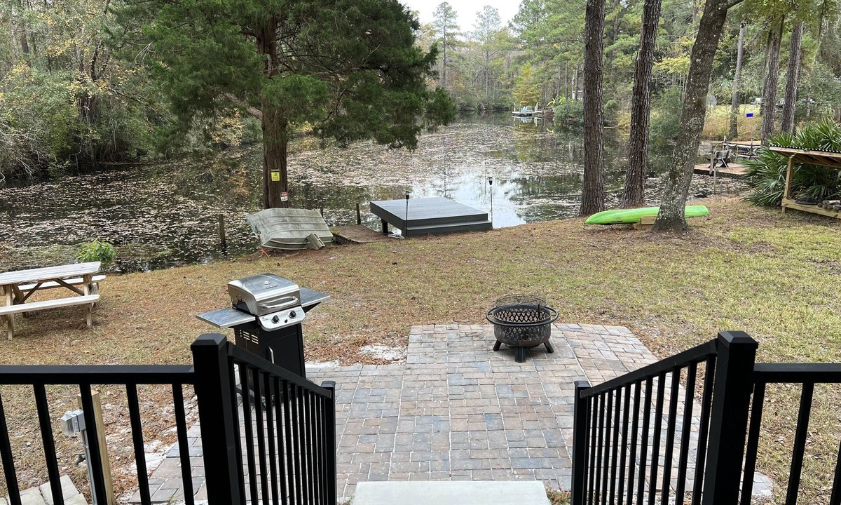 Kingsland House | Waterfront cottage