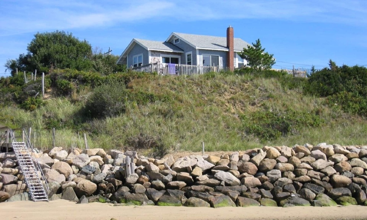 Campground Landing Cottage | Waterfront Cottage