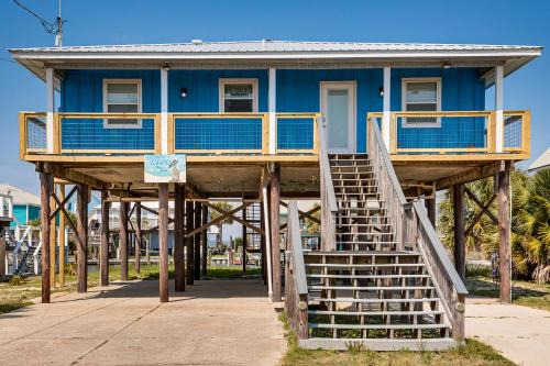 Silver Cay House | Waterfront Dauphin Island Home w/Deck & Boat Dock
