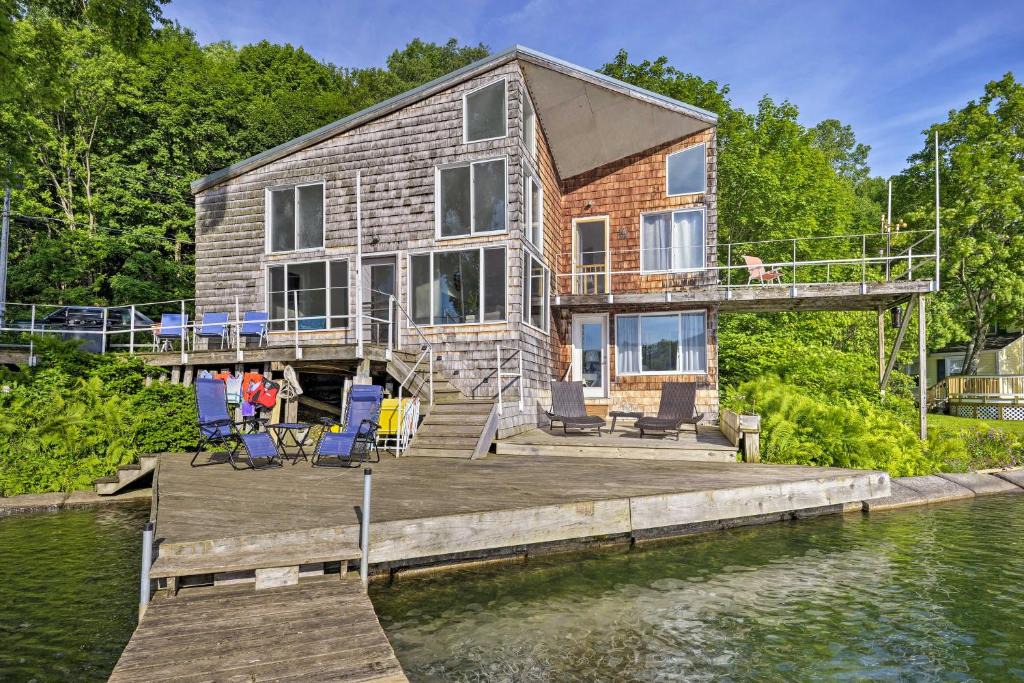 De Ruyter House | Waterfront DeRuyter Home w/Private Dock!