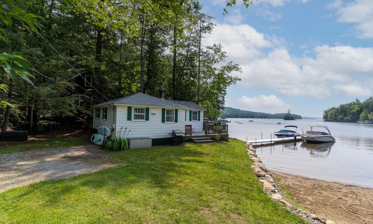 Hebron Cottage | Waterfront, dock, bring your boat