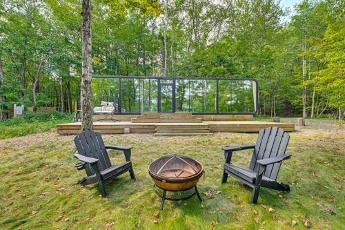 Oak Hill House | Waterfront Durham Getaway with Deck and Trails!