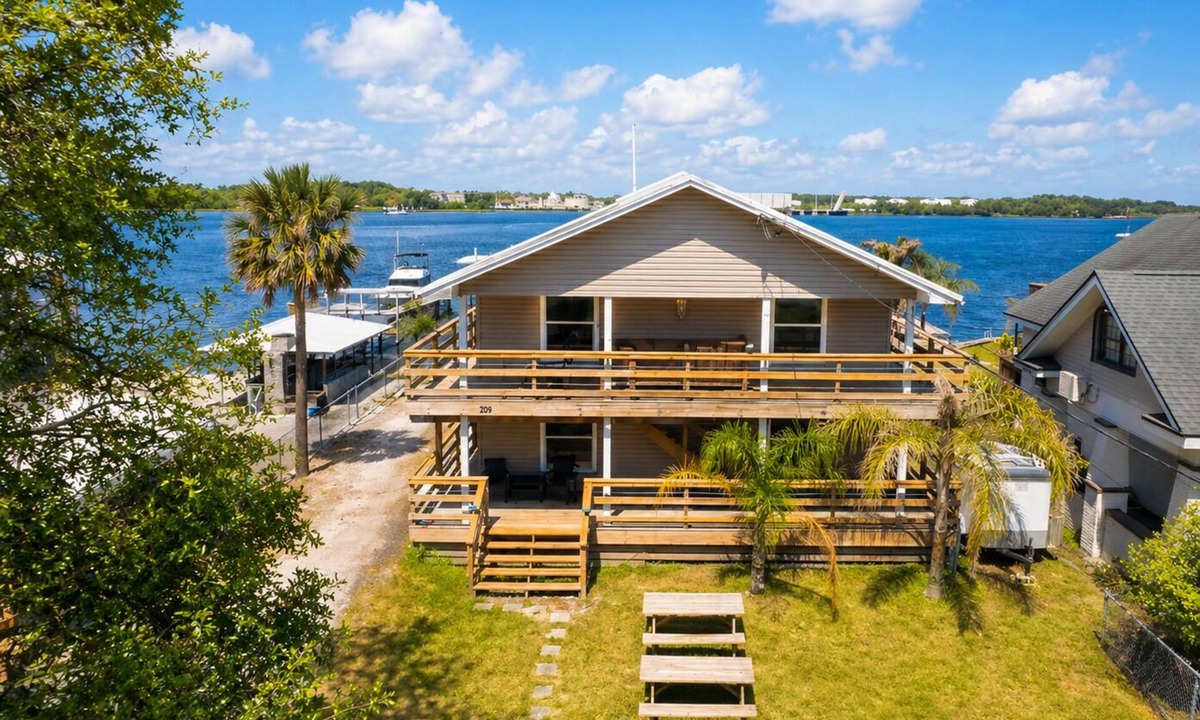Northside House | Waterfront Fiesta House w/Dock + View