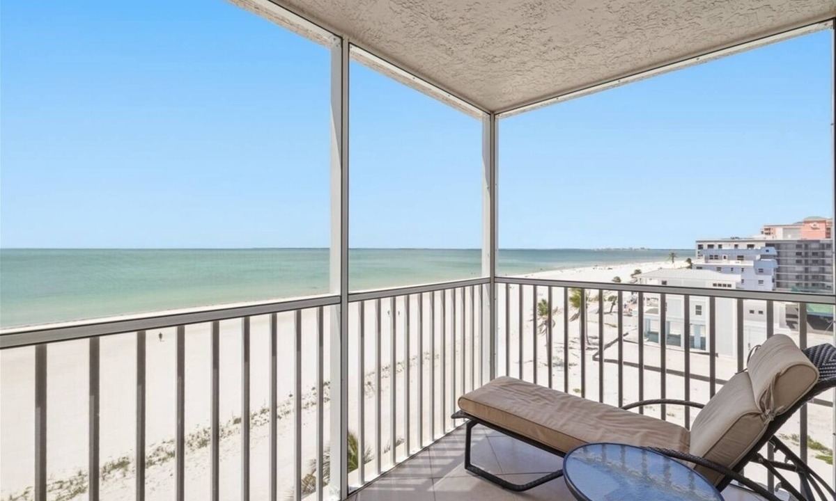 Fort Myers Beach Condo | Waterfront Gateway Villas – Stunning Gulf & Bay Views, North End
