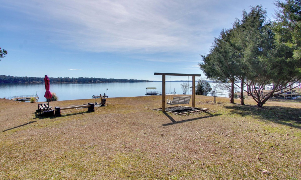 Fort Gaines House | Waterfront Gem w/Fire Pits & Dock in Georgetown
