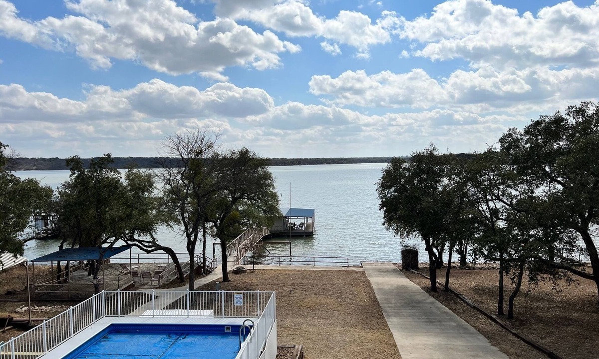 Brownwood House | Waterfront Getaway with Pool, Privat Boat Ramp, Dock & Amazing Views