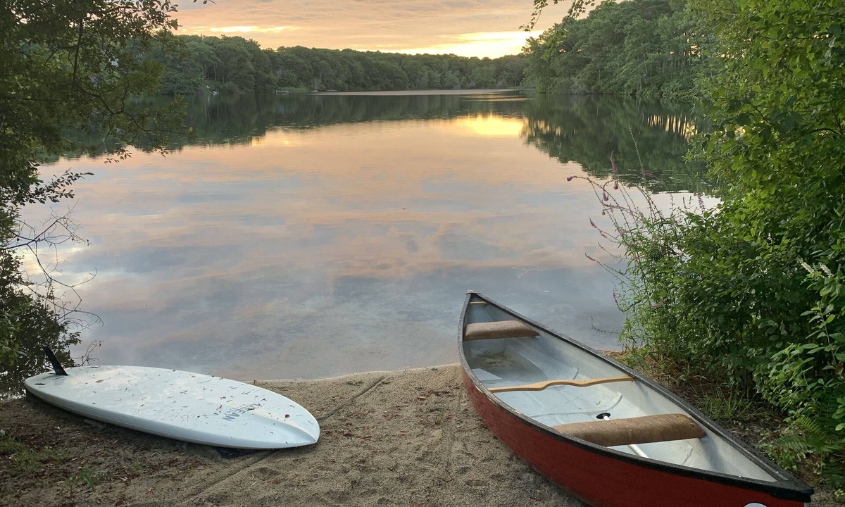 Wianno House | Waterfront/golf Sleep 8/public beach Pass & private beach