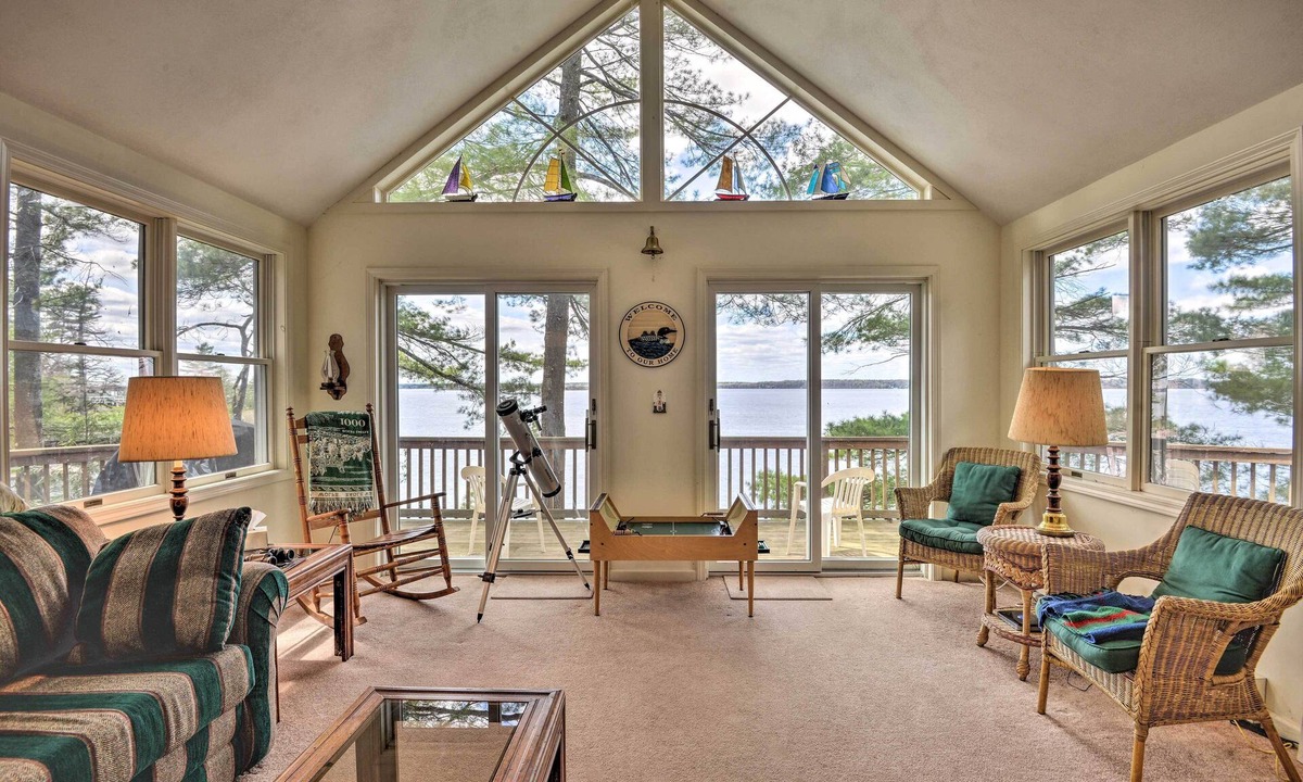 Hammond Cottage | Waterfront Hammond Home w/Grill + Boat Dock!