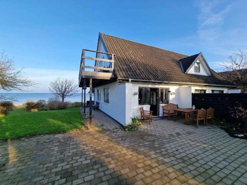 Havnsø Villa | Waterfront Holiday For Multiple Generations