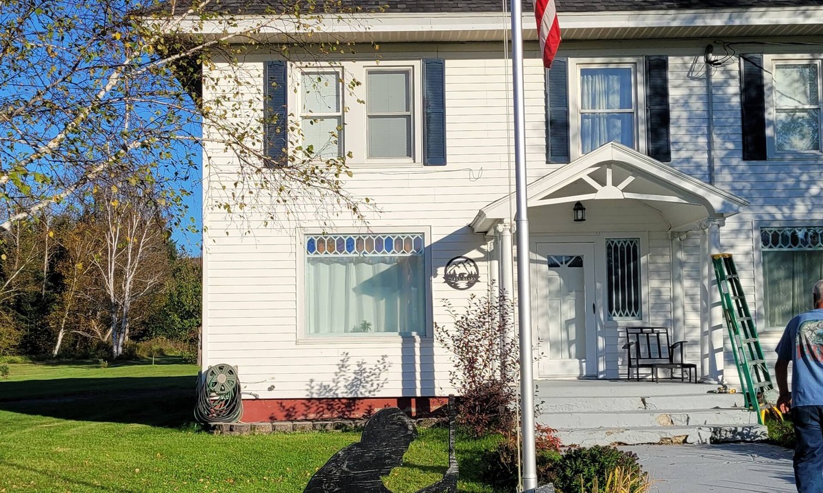 Soldier Pond House | Waterfront Home for Outdoor Adventures