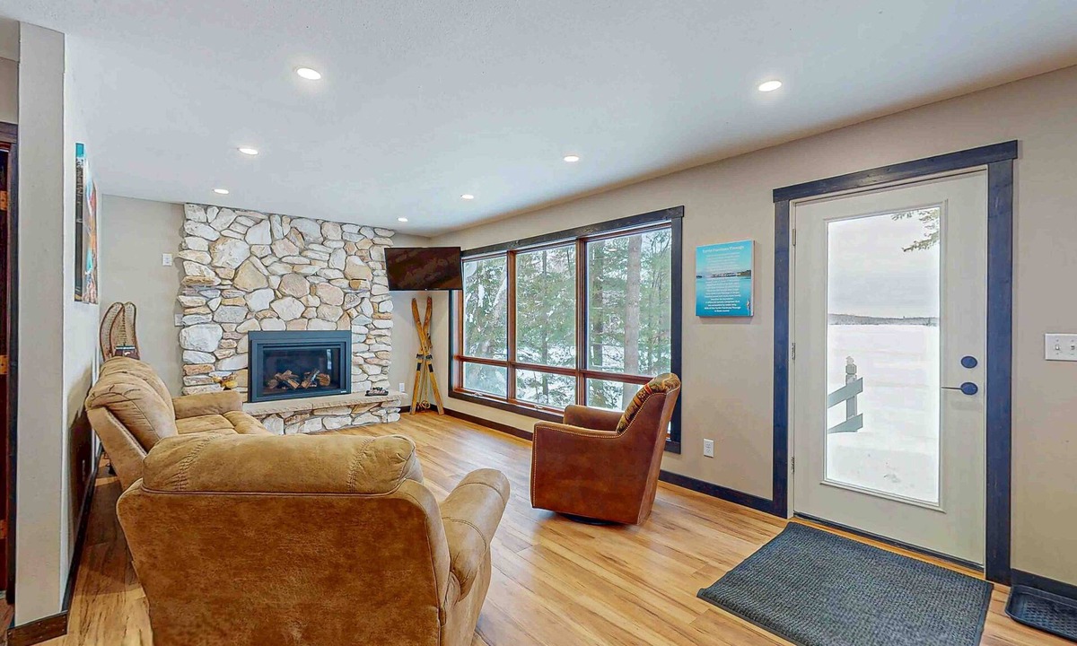 Mercer House | Waterfront home in great location with private dock, firepit & deck