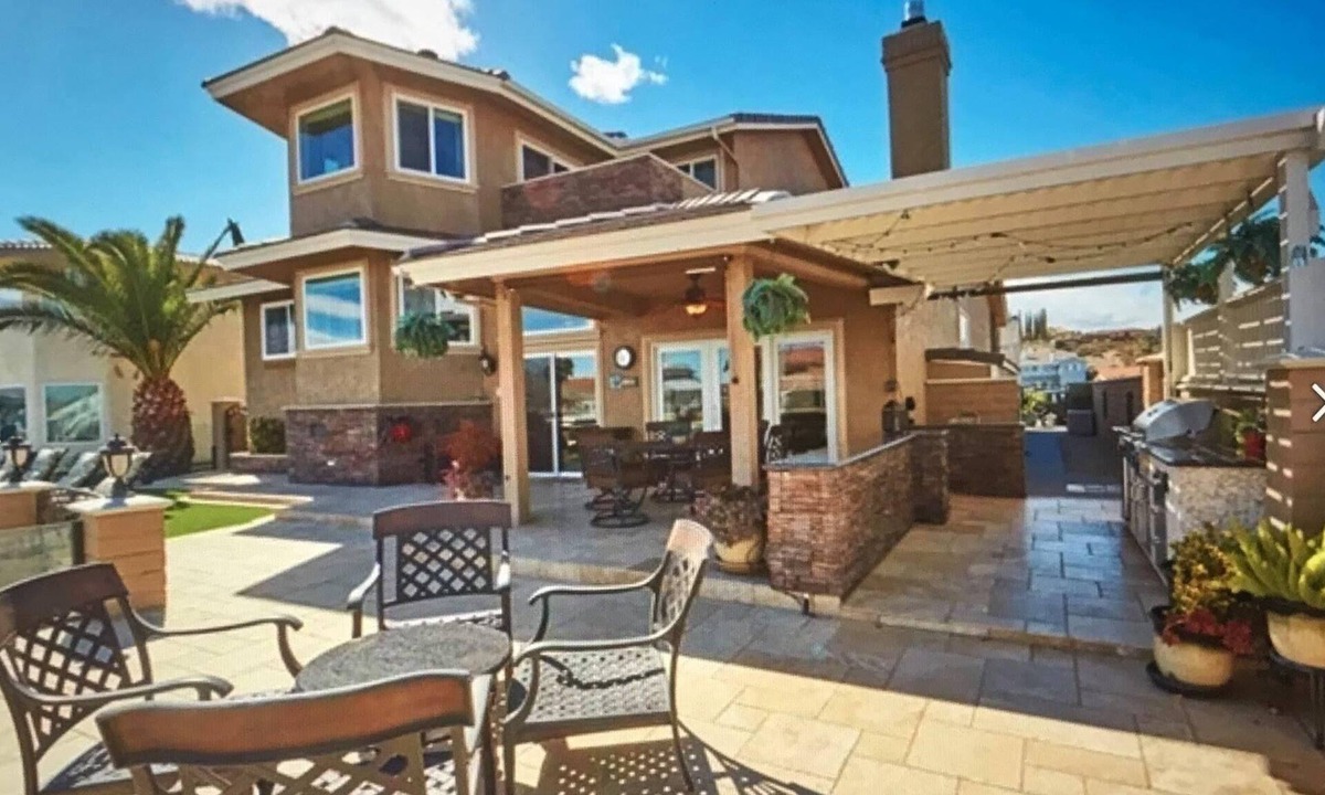 Spring Valley Lake House | WATERFRONT home in Spring Valley Lake.