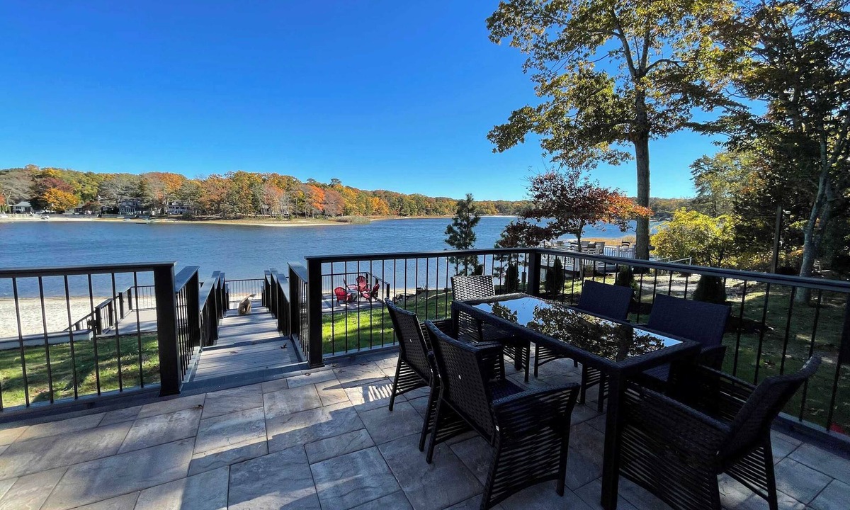 Ridge House | Waterfront Home w Private Beach & Firepit