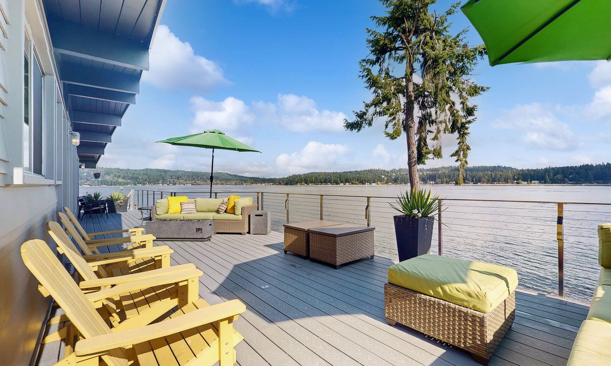 Retsil House | Waterfront home with a full kitchen, gas fireplace, W/D, & kayaks - views