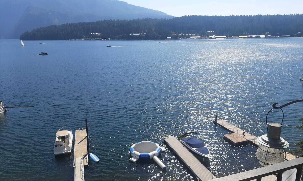 Bayview House | Waterfront Home with a Boat Dock