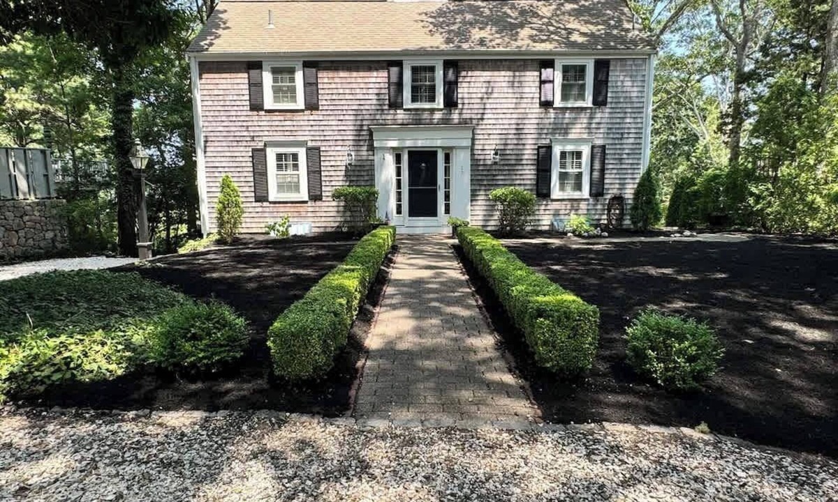 Summersea House | Waterfront Home with Ample Space in New Seabury!