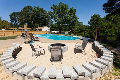 Hampton House | Waterfront home with heated pool available!