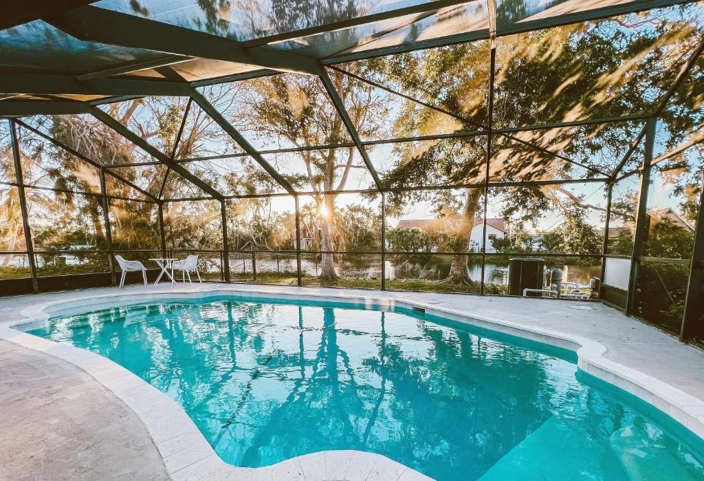 Iona House | Waterfront Home with Pool Minutes to Sanibel
