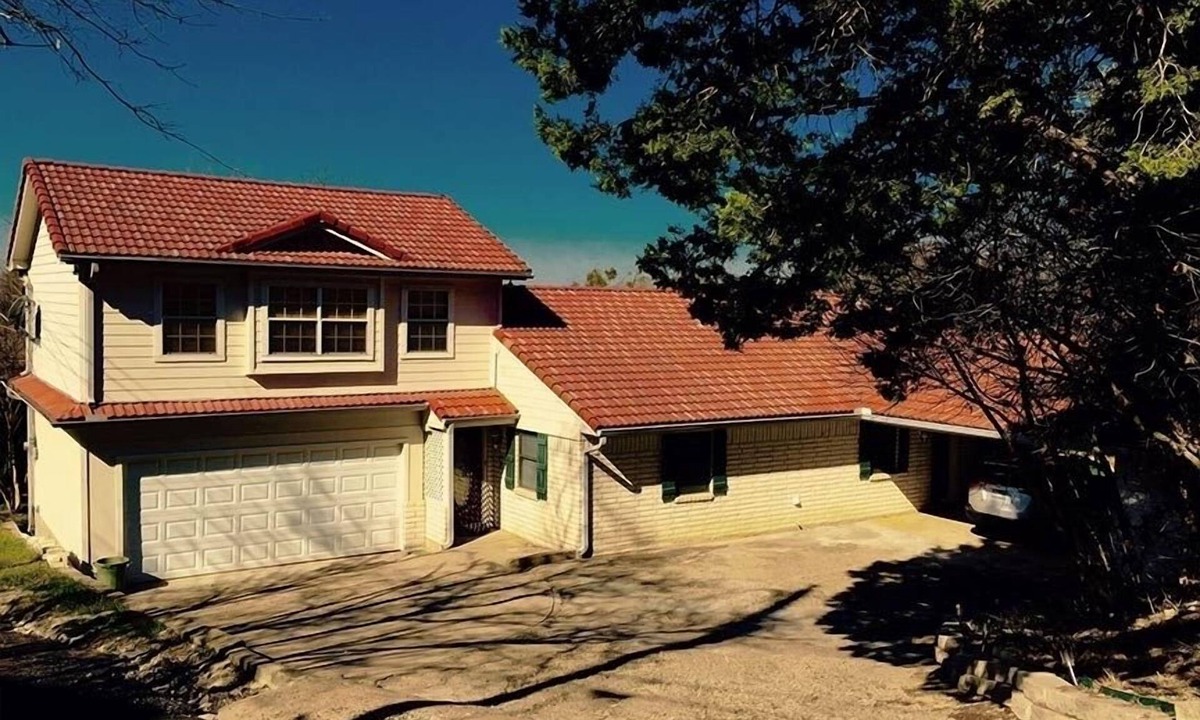 Whitney House | Waterfront Lake House! Awesome Sunsets View!