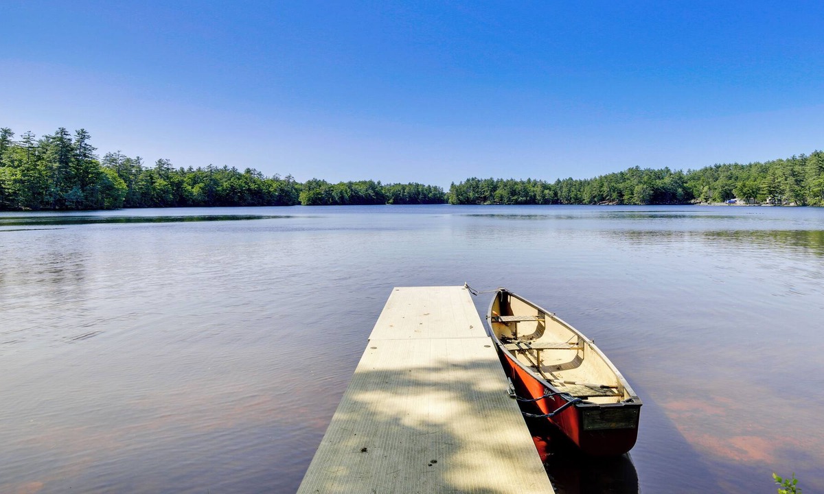 Lake Arrowhead House | Waterfront Lake Arrowhead Home w/ Dock!
