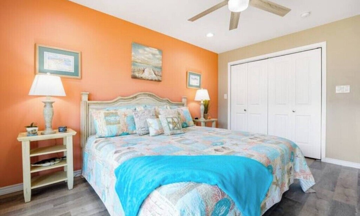 Key Allegro Condo | Waterfront Luxury Condo