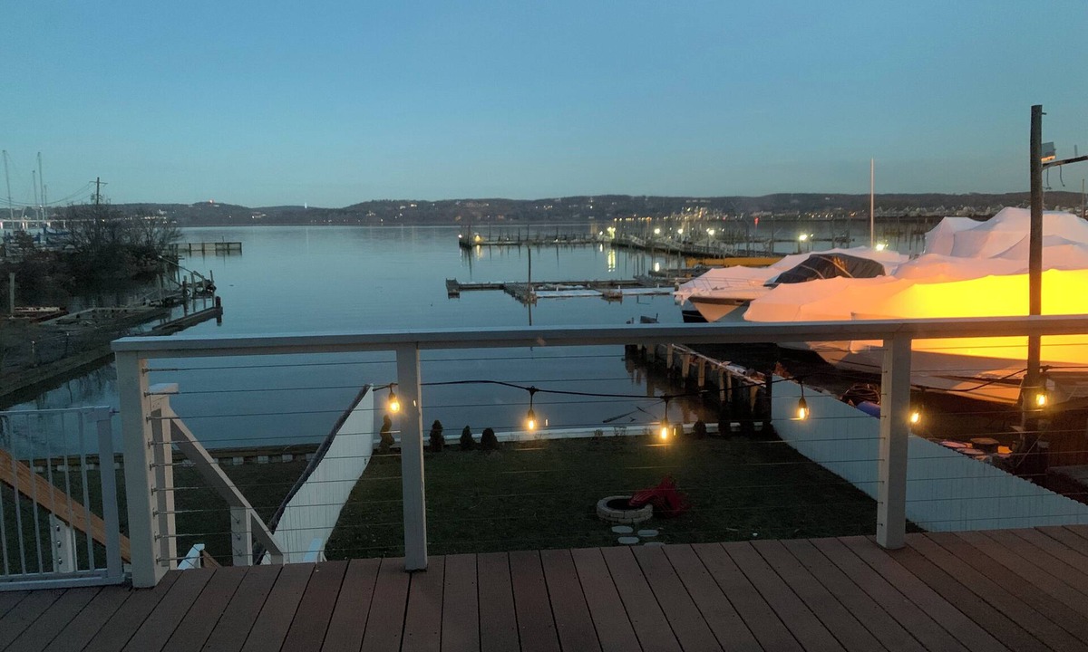 Piermont House | Waterfront Luxury - Home on the Hudson